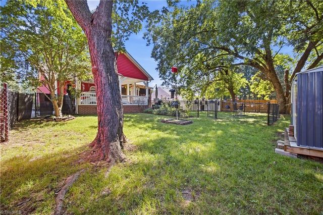 240 Silver Lake Drive, Burlington, NC 27215
