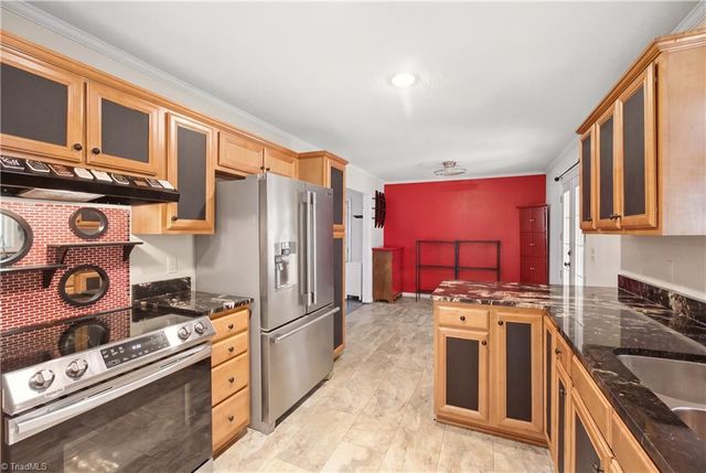 240 Silver Lake Drive, Burlington, NC 27215