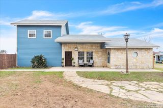 168 COUNTY ROAD 6860, Natalia, TX 78059