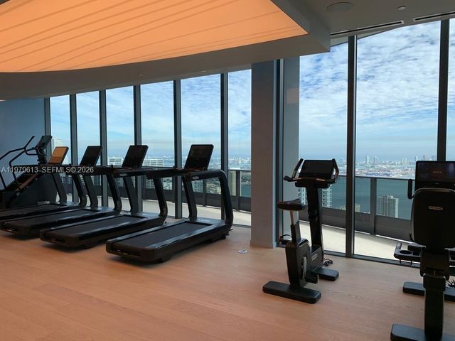 1000 Brickell Plaza 3807, Miami, FL 33131