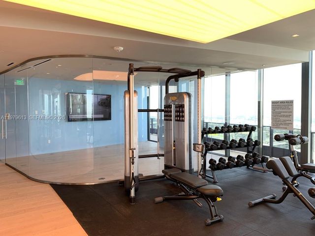 1000 Brickell Plaza 3807, Miami, FL 33131