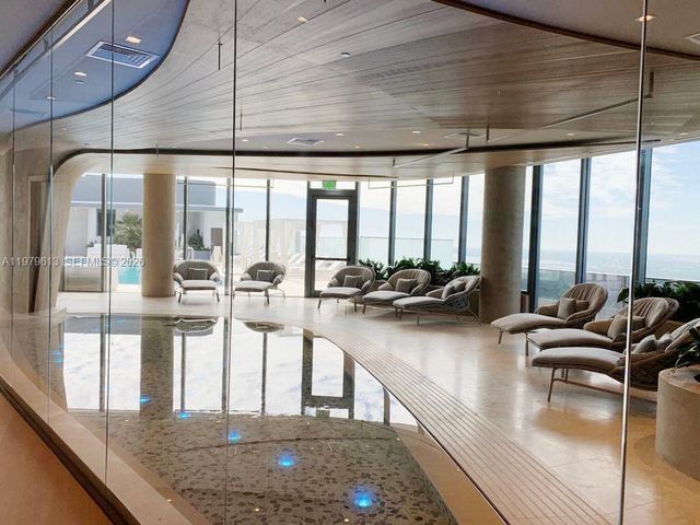 1000 Brickell Plaza 3807, Miami, FL 33131