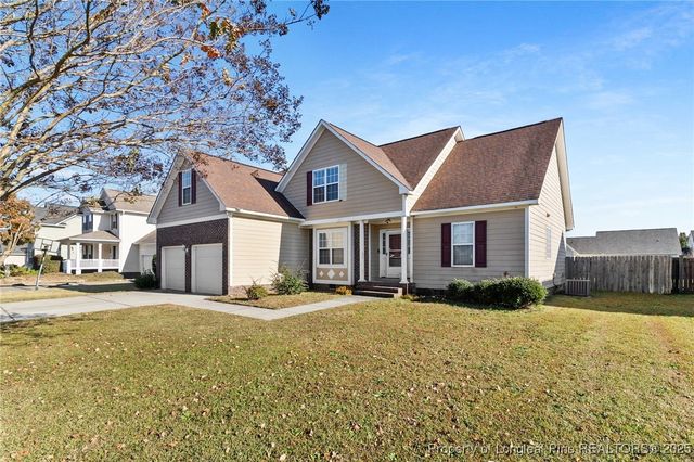 5925 Blue Sky Lane, Hope Mills, NC 28348