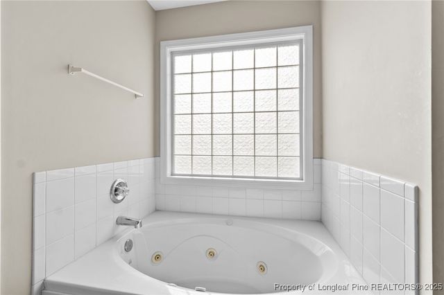 5925 Blue Sky Lane, Hope Mills, NC 28348