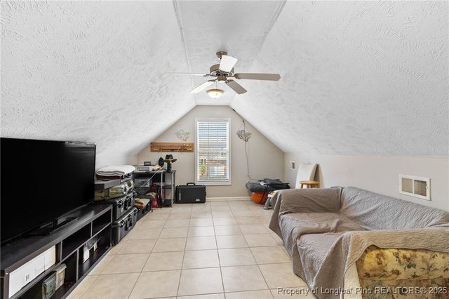 5925 Blue Sky Lane, Hope Mills, NC 28348