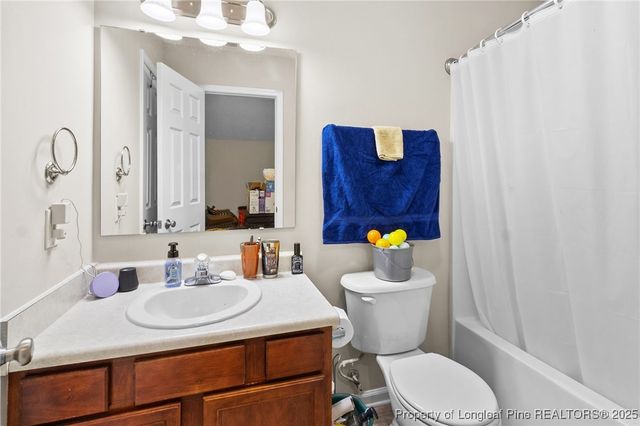 5925 Blue Sky Lane, Hope Mills, NC 28348