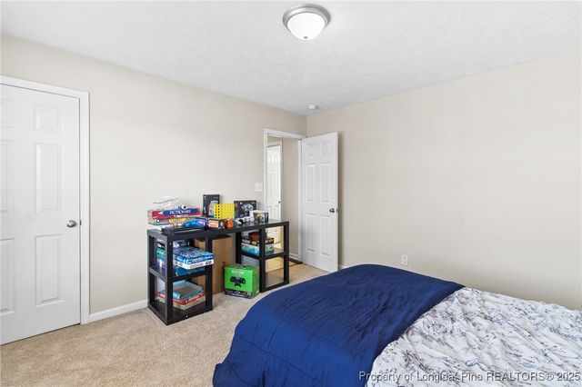 5925 Blue Sky Lane, Hope Mills, NC 28348