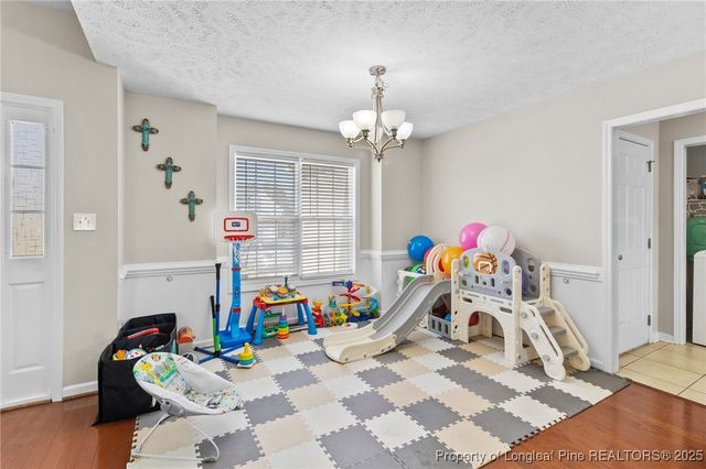 5925 Blue Sky Lane, Hope Mills, NC 28348