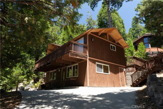 392 Pioneer, Lake Arrowhead, CA 92352
