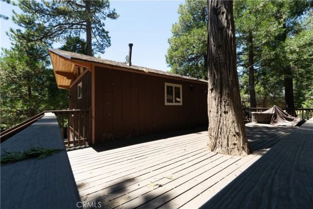 392 Pioneer, Lake Arrowhead, CA 92352