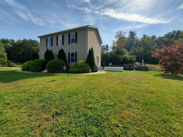 4 Bernards Way, Rochester, MA 02770
