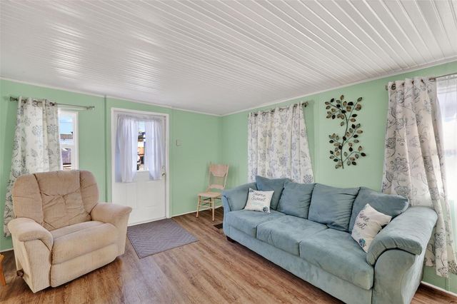 38237 ORIOLE WAY, Leesburg, FL 34788