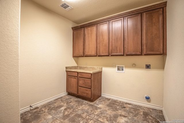 8835 NAPA LNDG, Boerne, TX 78015