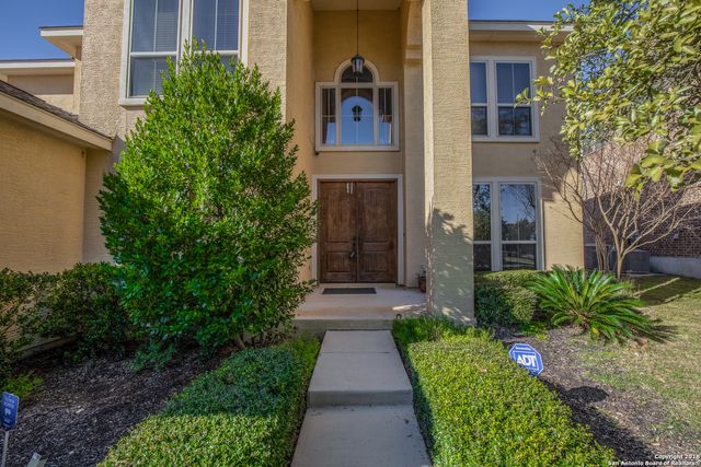 8835 NAPA LNDG, Boerne, TX 78015