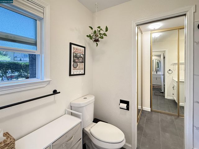 2548 Jones Rd 10, Walnut Creek, CA 94597