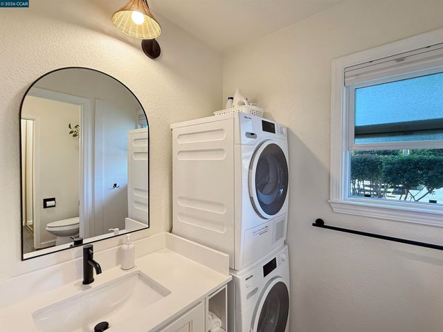 2548 Jones Rd 10, Walnut Creek, CA 94597