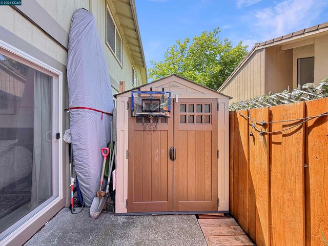 2548 Jones Rd 10, Walnut Creek, CA 94597