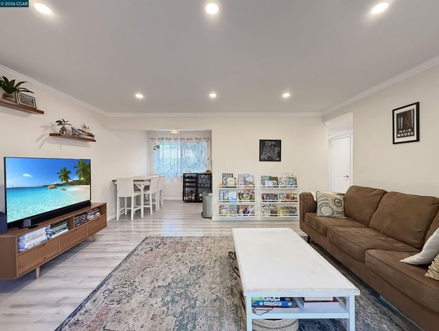 2548 Jones Rd 10, Walnut Creek, CA 94597