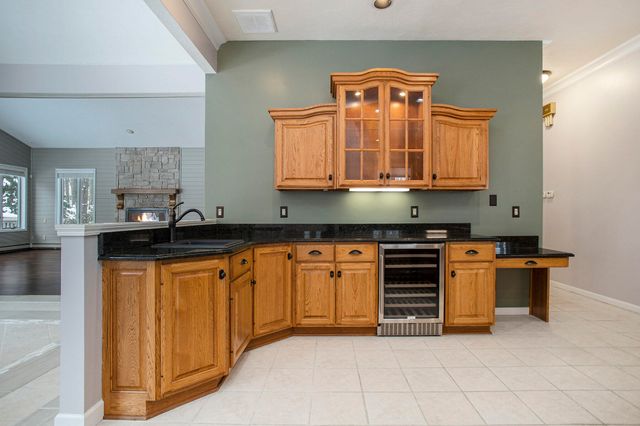 15685 Kesselwood Trail, Marshall, MI 49068