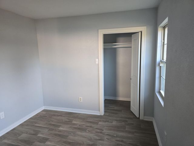 3727 Golden Hills Drive, Dallas, TX 75241