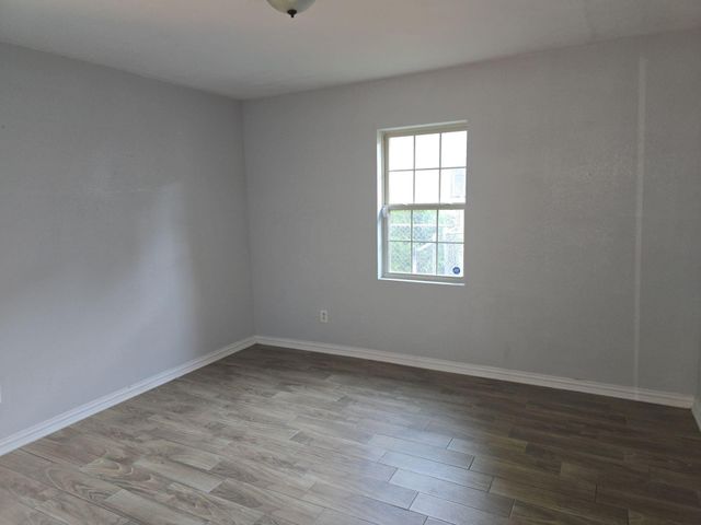 3727 Golden Hills Drive, Dallas, TX 75241