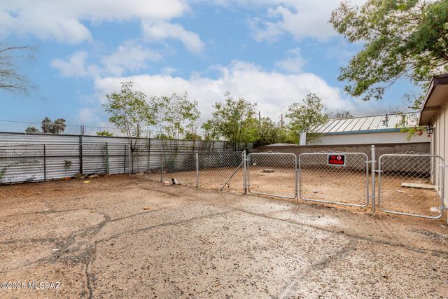 229 & 231 W Jacinto Street, Tucson, AZ 85705