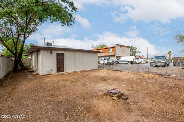 229 & 231 W Jacinto Street, Tucson, AZ 85705