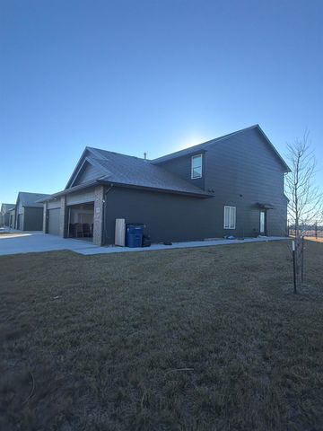 16555-16557 W Lynndale St, Goddard, KS 67052