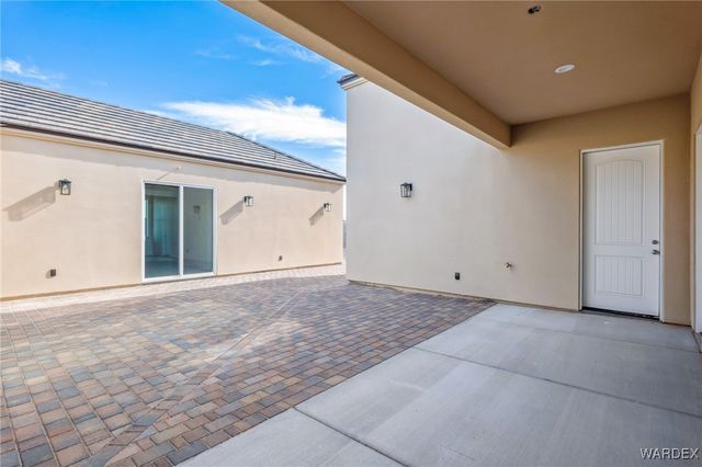 1909 E Via Aventino, Fort Mohave, AZ 86426