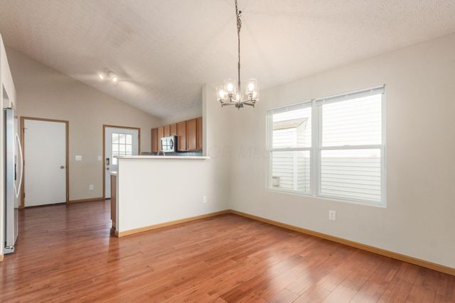 8307 Tegmen Street, Columbus, OH 43240