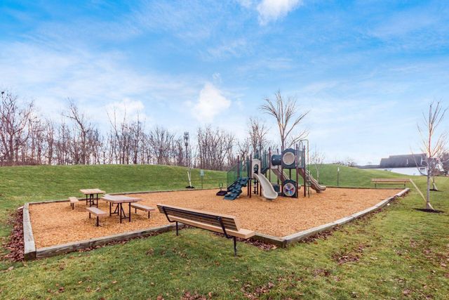 8307 Tegmen Street, Columbus, OH 43240