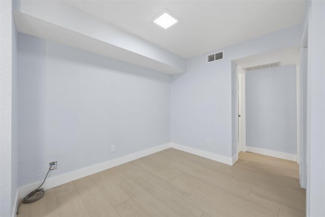 9350 Country Creek Drive 41, Houston, TX 77036