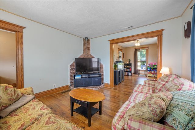 334 West Oak Orchard Street, Shelby, NY 14103