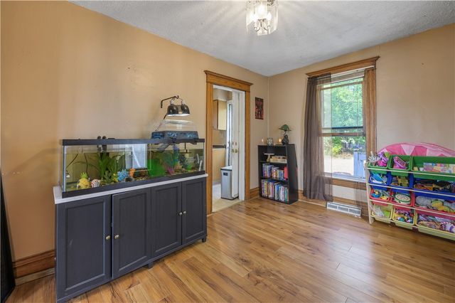 334 West Oak Orchard Street, Shelby, NY 14103