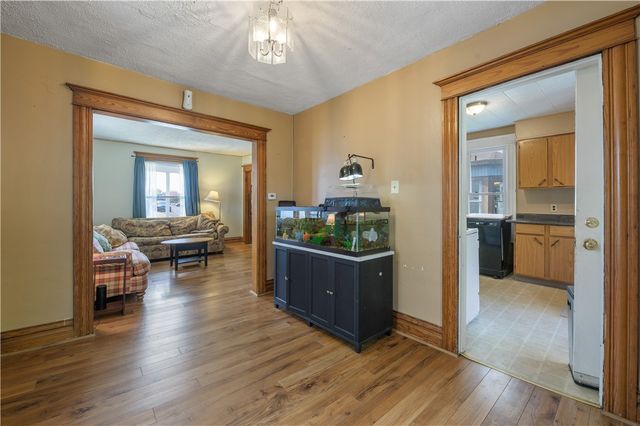 334 West Oak Orchard Street, Shelby, NY 14103