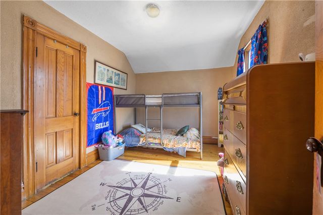 334 West Oak Orchard Street, Shelby, NY 14103