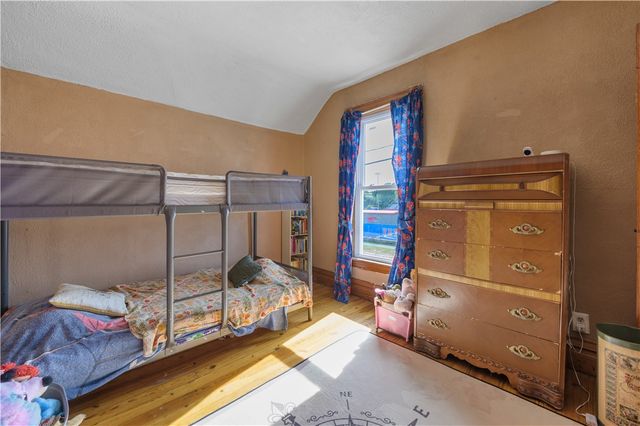 334 West Oak Orchard Street, Shelby, NY 14103