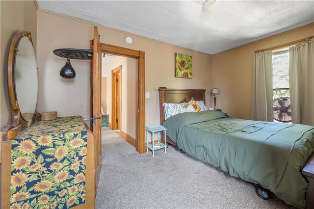 334 West Oak Orchard Street, Shelby, NY 14103