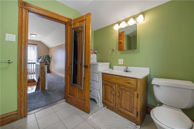 334 West Oak Orchard Street, Shelby, NY 14103