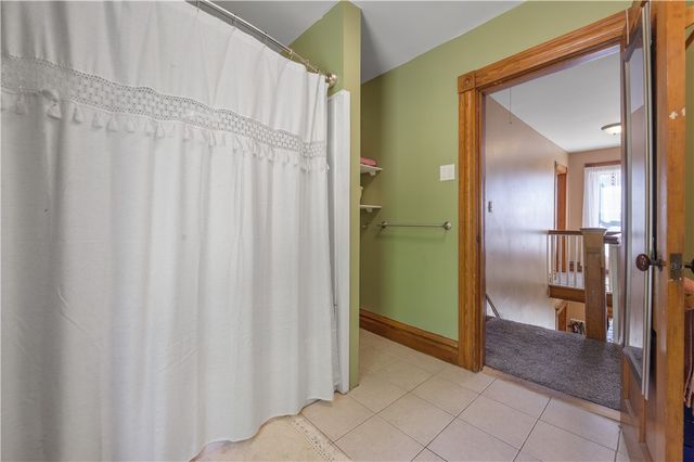 334 West Oak Orchard Street, Shelby, NY 14103