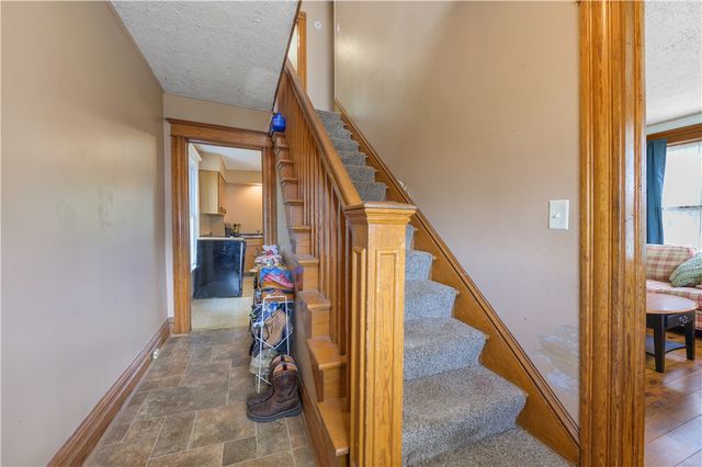 334 West Oak Orchard Street, Shelby, NY 14103