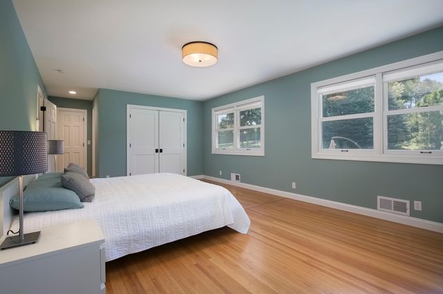 16119 Ringer Road, Minnetonka, MN 55391