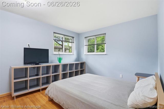 33007 Grennada Street, Livonia, MI 48154