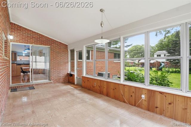 33007 Grennada Street, Livonia, MI 48154
