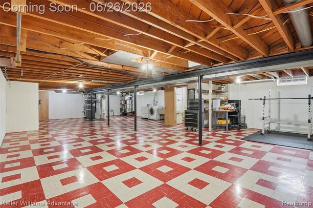 33007 Grennada Street, Livonia, MI 48154