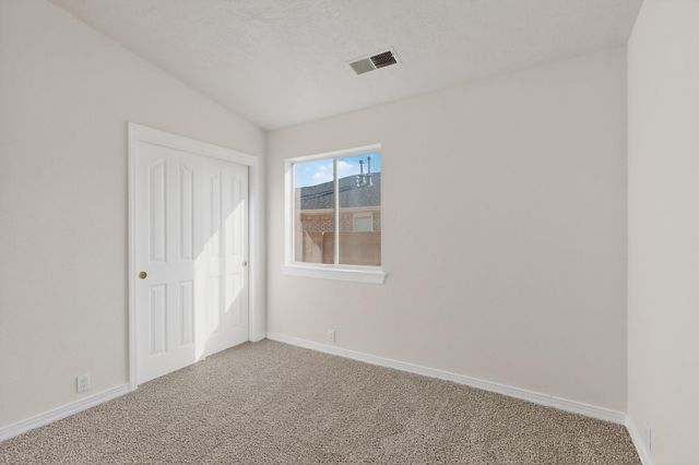 811 Bryce Canyon Street SE, Albuquerque, NM 87123