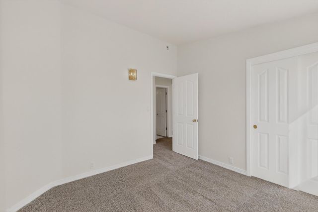 811 Bryce Canyon Street SE, Albuquerque, NM 87123