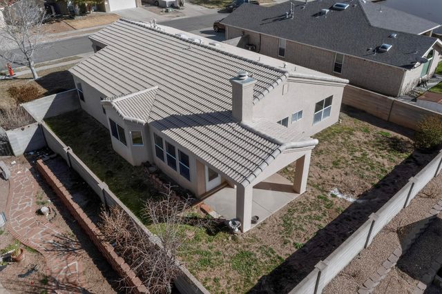 811 Bryce Canyon Street SE, Albuquerque, NM 87123