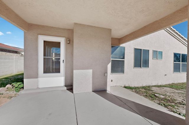 811 Bryce Canyon Street SE, Albuquerque, NM 87123