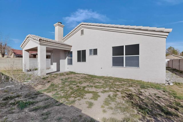 811 Bryce Canyon Street SE, Albuquerque, NM 87123